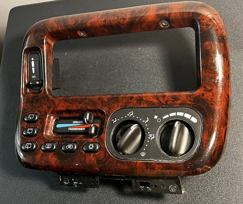 1996-2000 Dodge Caravan Voyager A/C Heater Control Radio Bezel Dash Trim F39