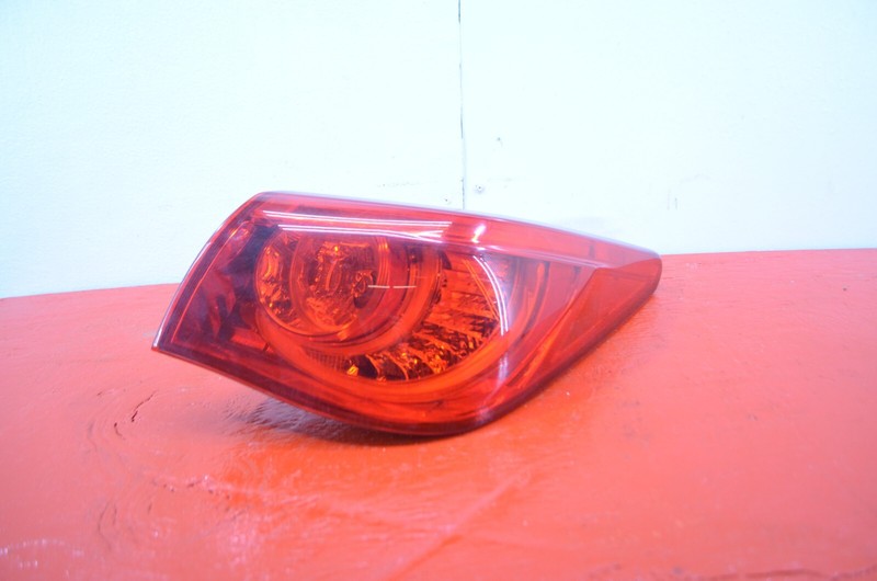 14-15 INFINITI Q50 REAR RIGHT PASSENGER SIDE OUTER TAIL LIGHT LAMP OEM