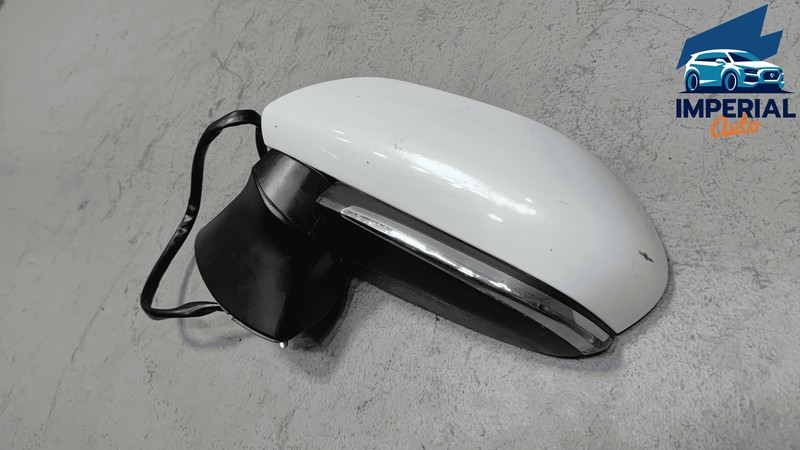 2018-24 TOYOTA CAMRY FRONT DRIVER DOOR REAR VIEW MIRROR BLIND SPOT 089 WHITE OEM