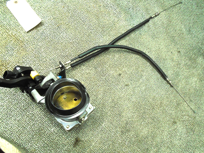 Used OEM THROTTLE BODY ASSY 880129T02 Mercury Optimax Outboard 115 HP
