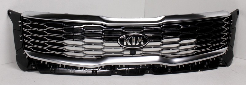 OEM Kia Telluride Upper Grille 86350-S9110 (Surround View Camera) -Edge Cracked