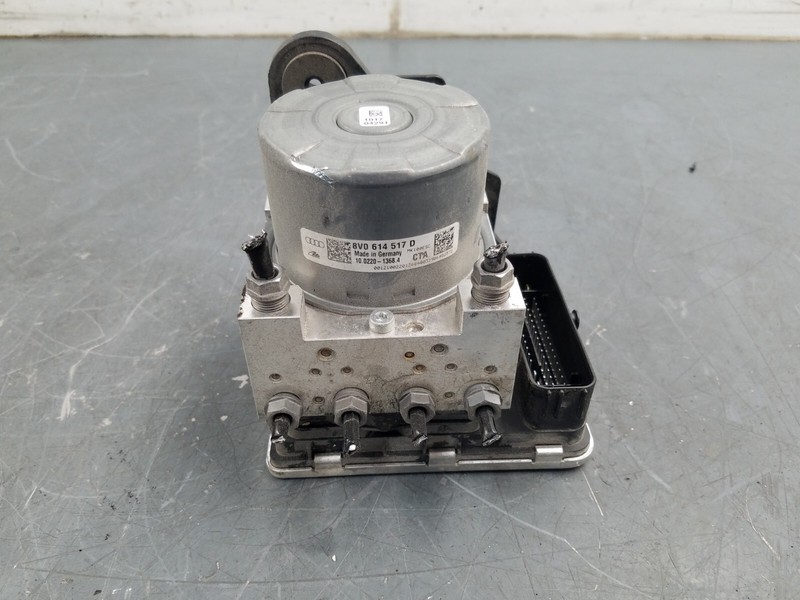 2019 Audi RS3 8V Quattro ABS Brake Pump Module #0804 E5