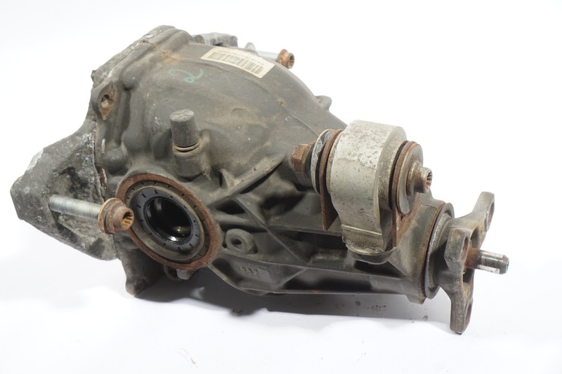 2008 - 2011 MERCEDES BENZ C300 4Matic W204 Carrier Differential Rear OEM