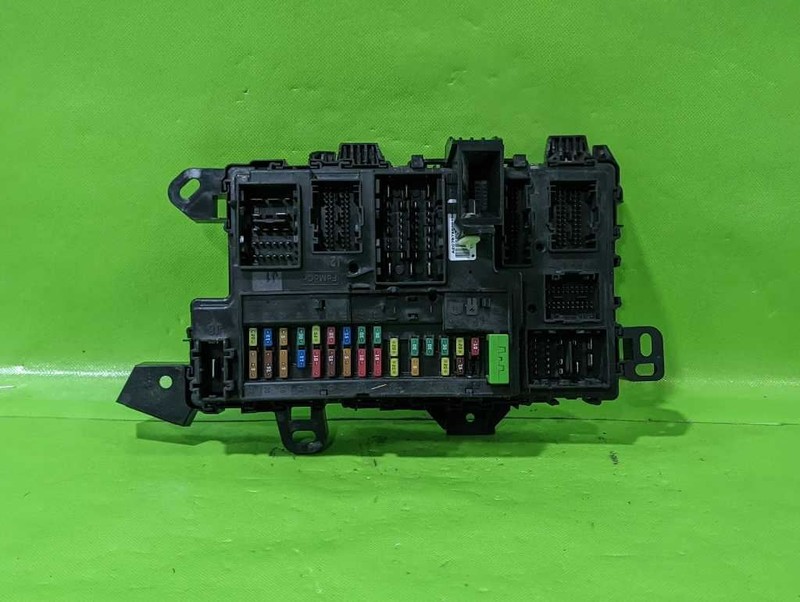 18-20 FORD F150 MULTIFUNCTION BCM BODY CONTROL MODULE FUSE BOX OEM 4601-54