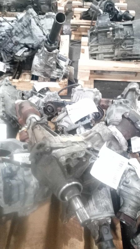 2011 GMC Acadia Transfer Case Assembly OEM 193982 146K Grey 4WD