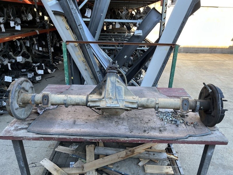 2004 - 2008 CHEVROLET COLORADO REAR AXLE ASSEMBLY 3.73 RATIO 4x4 OPTION GT4