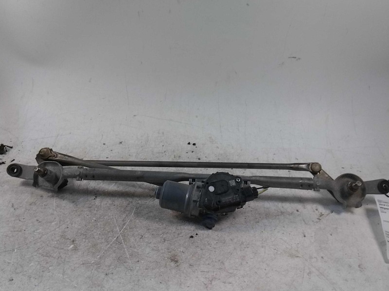 2019 Chevrolet Camaro Wiper Motor OEM 23360290 Grey 75000 Miles