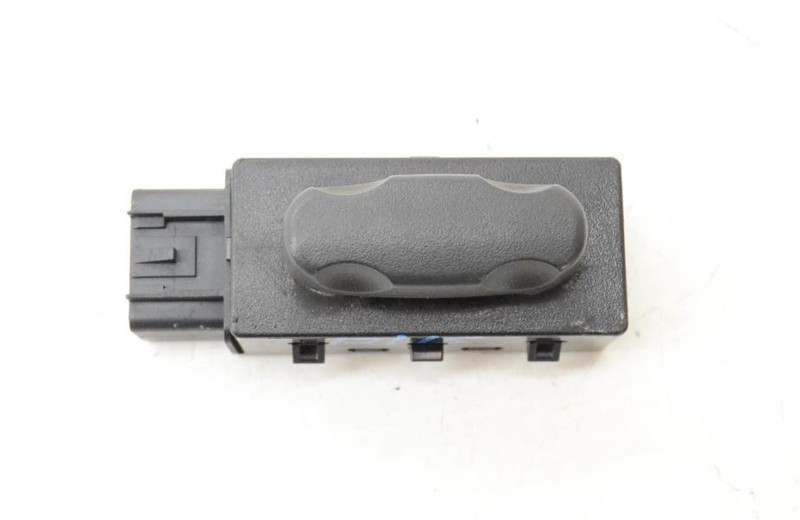 2008-2013 Chevy Silverado 1500 Crew Cab Power Seat Switch 12451495