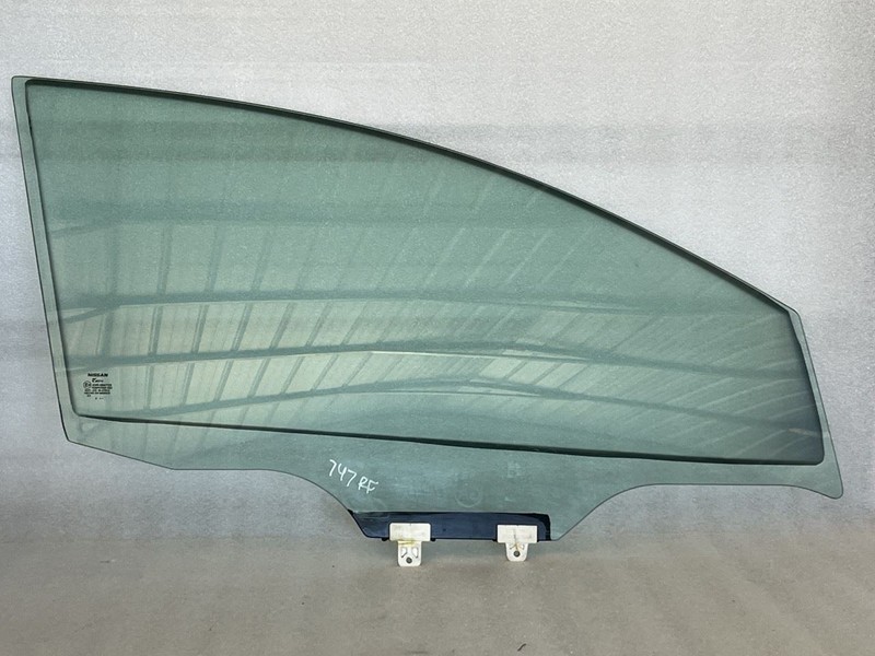 2013-2019 NISSAN SENTRA RIGHT PASSENGER SIDE FRONT DOOR GLASS WINDOW