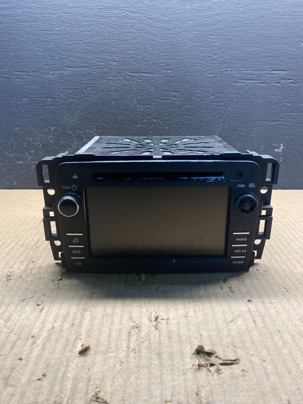 2013 to 2017 Chevrolet Traverse Am Fm Cd Player Radio Screen Display AC2432 DG