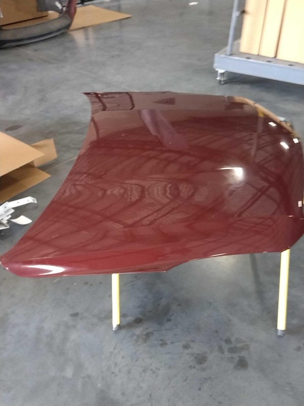 2017 Cadillac XTS OEM Hood Panel Red 4DR Sedan 128K Miles NJ25-17547-440428
