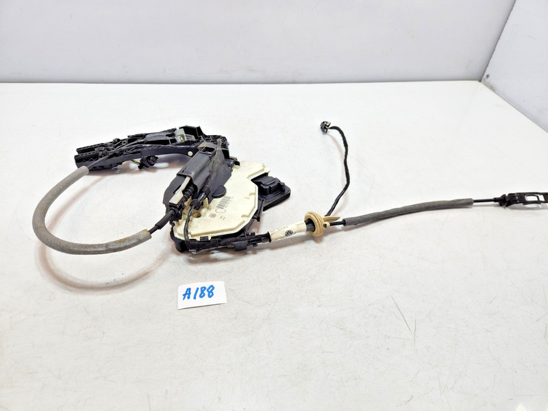 ✅ 15-19 OEM Volkswagen Golf R Front Right Passenger Door Lock Latch Actuator