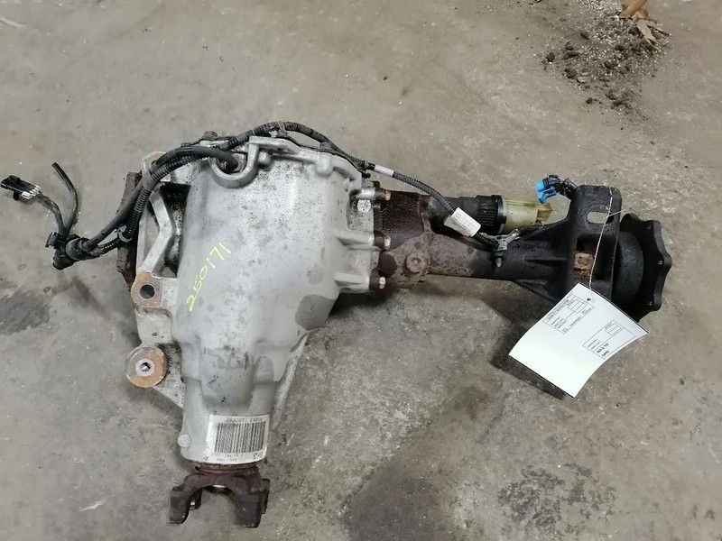 Differential Carrier Front Axle 3.73 Ratio Opt GT4 Fits 11-15 SIERRA 2500 PICKUP