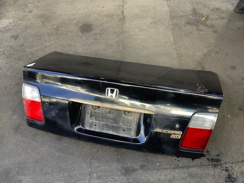 96-97 Accord 2/4Dr Trunk Lid Rear Hood Back Luggage Deck Door Black Used OEM