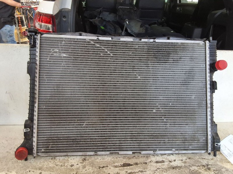 2011-2015 Ford Explorer Radiator 4x4 AWD 2 Ports 3.5L w/o Turbo