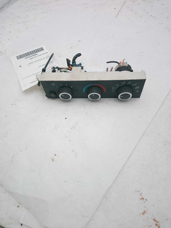 2021 Chevrolet Express 2500 A/C Selector Switch OEM 15773678 110K Miles