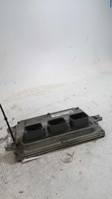 2018 Acura RLX Engine Control Module ECM 3.5L OEM 38700TY2A02 71K Miles