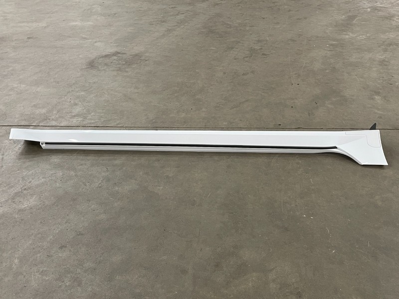 21 22 23 24 Kia K5 Right Passenger Side Skirt Rocker Panel Trim Molding 1652 OEM