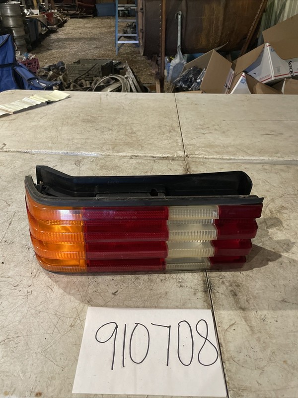 86-91 Mercedes 420SEL 560SEL 300SEL W126 Right Passenger Side Tail Light Lamp RH