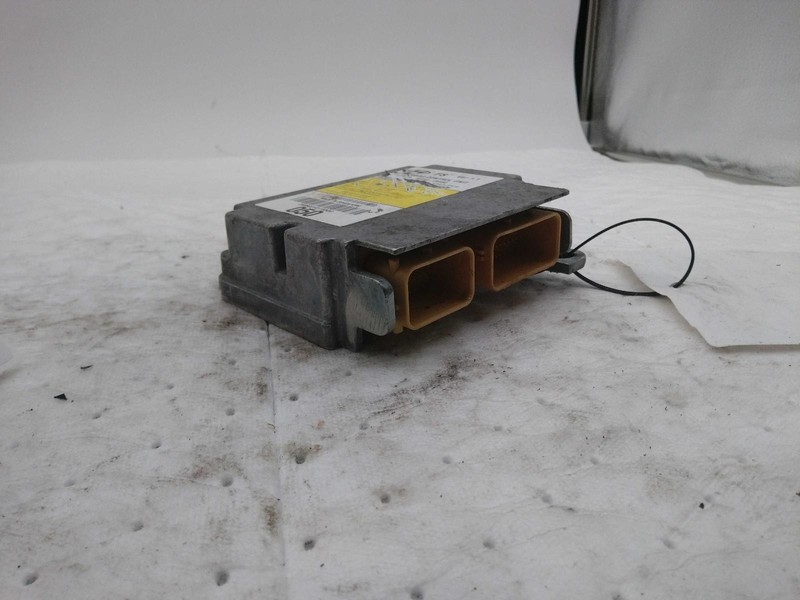 2016 Hyundai Veloster Body Control Module OEM 954002V197 84K Miles Black