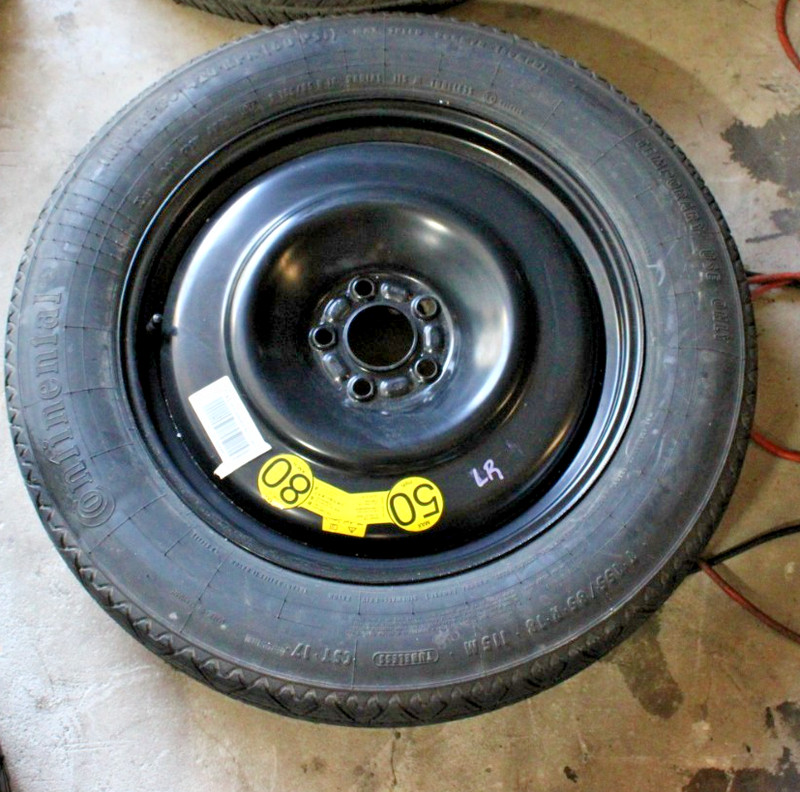2012-2019 Range Rover Evoque 18" Inch Spare Wheel Rim Donut LR088518 OEM