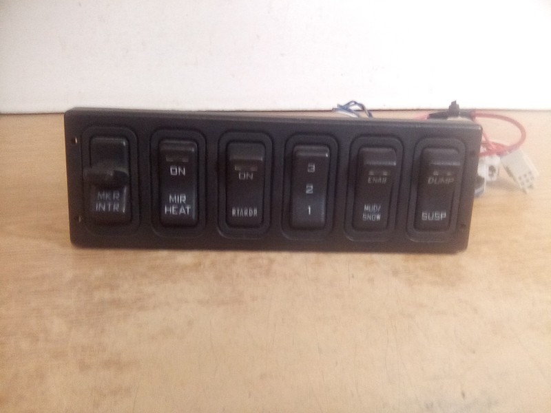 International Prostar 3549776C5 Dash Console Switch