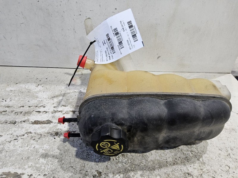 Coolant Reservoir Fits 15-20 ESCALADE 3393699