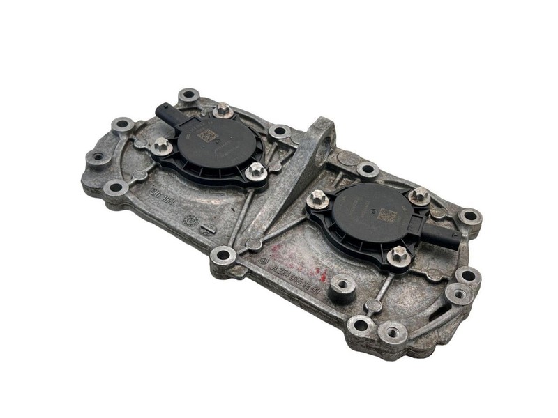 2016-2019 Mercedes C-Class Engine Timing Cover With 2 Control Valves