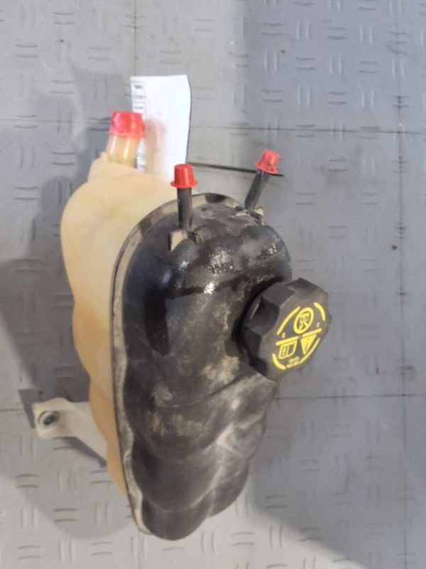 Coolant Reservoir Fits 15-20 ESCALADE 3431434