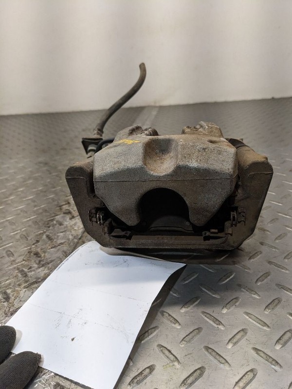 Driver Caliper Rear 12.60" Diameter Rotor Fits 14-20 CHEROKEE 1167632