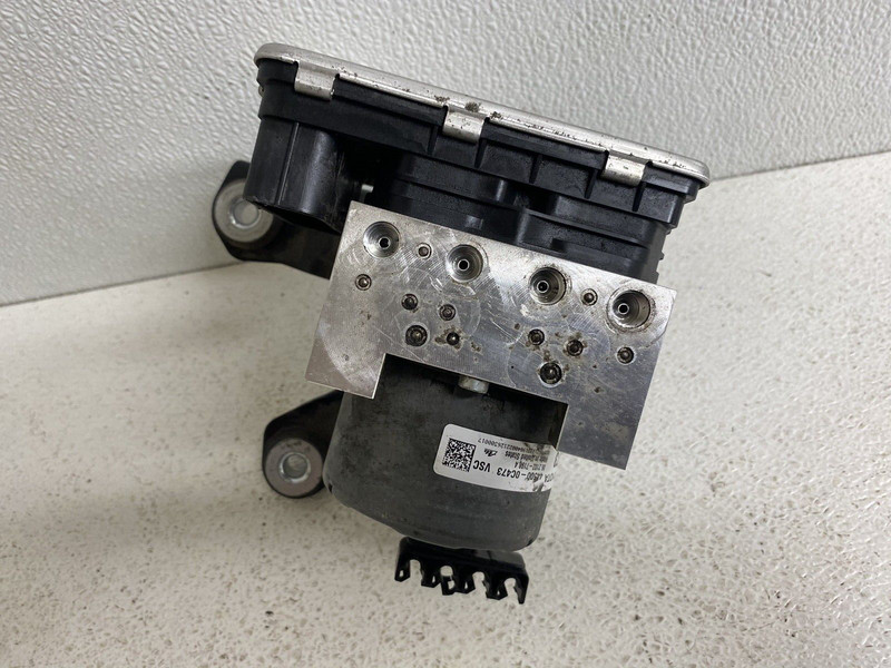2021 Toyota Tundra Double Cab SR5 4x4 Extended Cab 44500-0C473 ABS Brake Pump