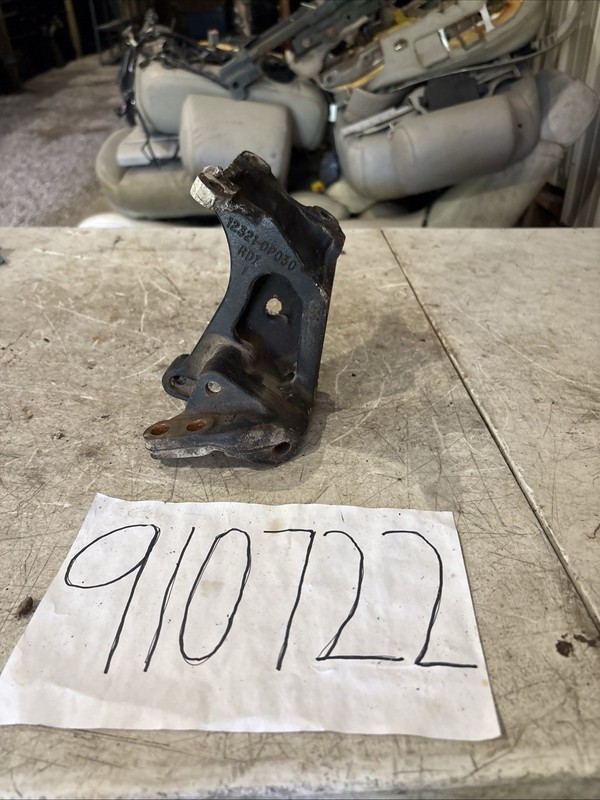 07-09 Lexus RX350 Toyota 3.5L V6 Auto Transmission Mount Bracket 12321-31100