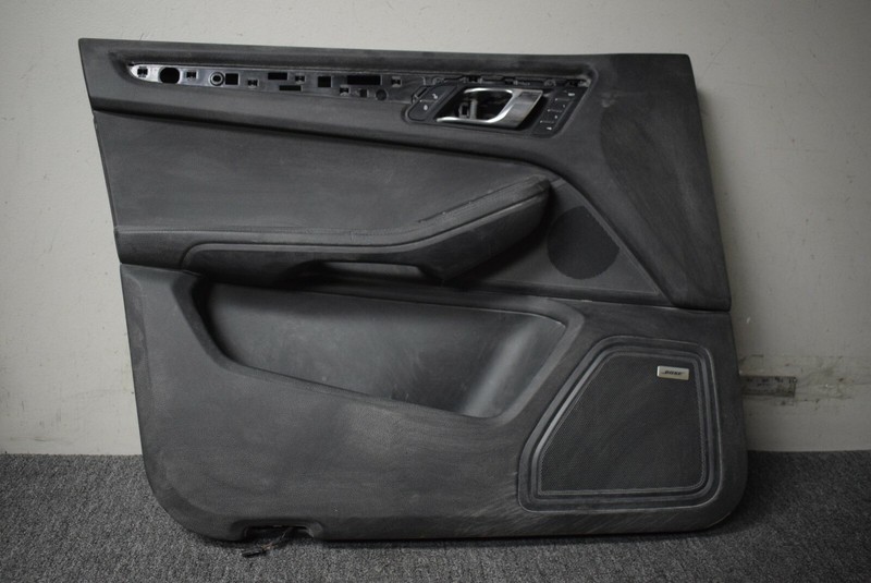2015-2021 Porsche Macan GTS Passenger Right Front Door Trim Panel Black