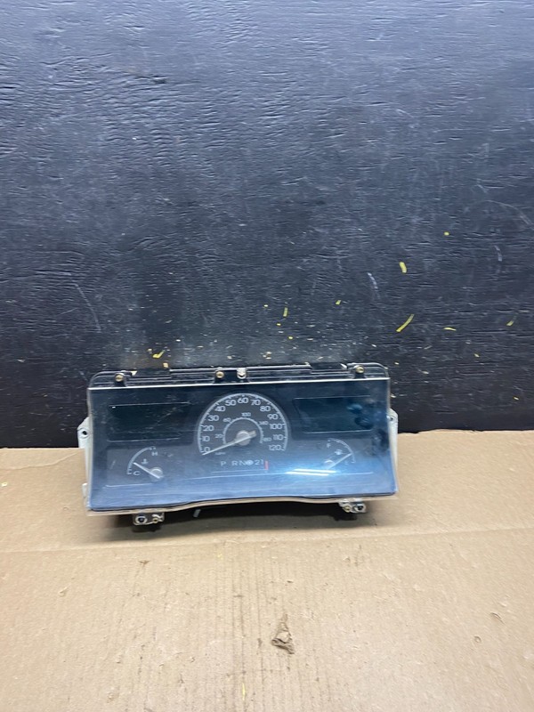 1998 to 2002 Lincoln Town Car Speedometer Gauge Cluster t1963 DG