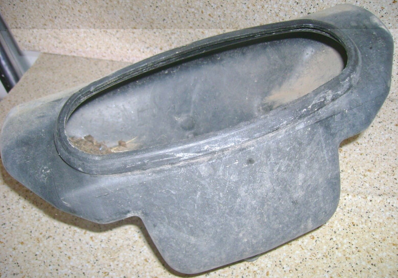 1998 1997 Polaris Xplorer 300 4x4 ATV Rear Body Compartment Holder Box Trunk E1