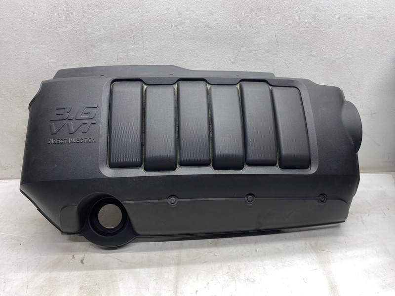 2013-2017 BUICK ENCLAVE 3.6L ENGINE MOTOR COVER SHIELD OEM