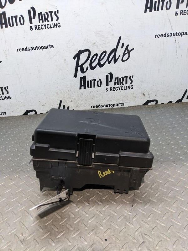 Fuse Box Engine Compartment Fits 19 PACIFICA 1181610