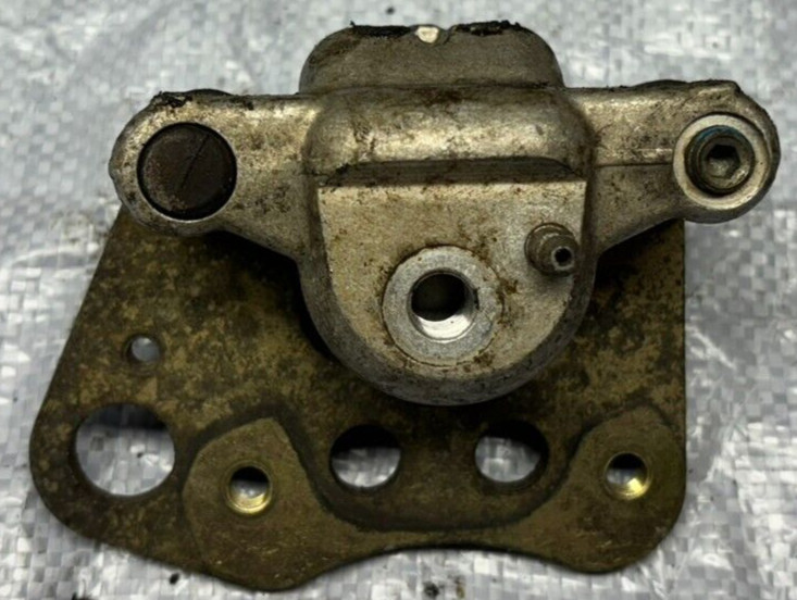 2006 Polaris Sportsman 500 HO 4x4 ATV Front Disk Brake Caliper Left A1