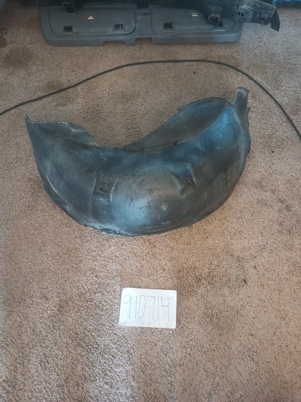 97-05 Mercedes ML500 W163 Right Rear Inner Arch Liner Wheel 1638840422