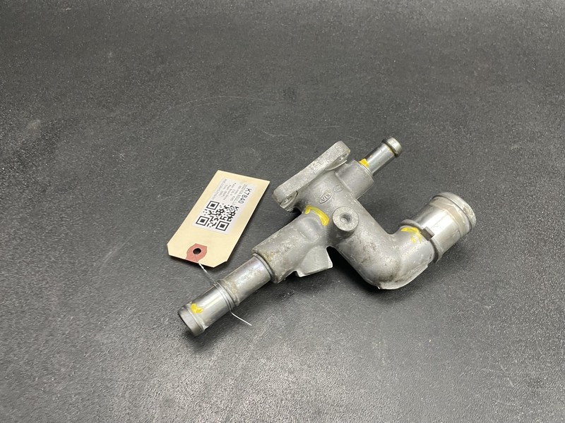 Engine Coolant Water Outlet 2020 Kia Soul 25600-2E100 2021 2022 2023