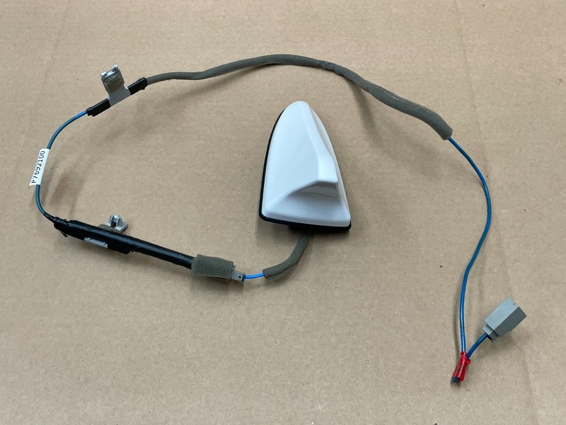 21 22 23 24 Kia K5 Overhead Shark Fin Roof Antenna Cover White 1652 OEM