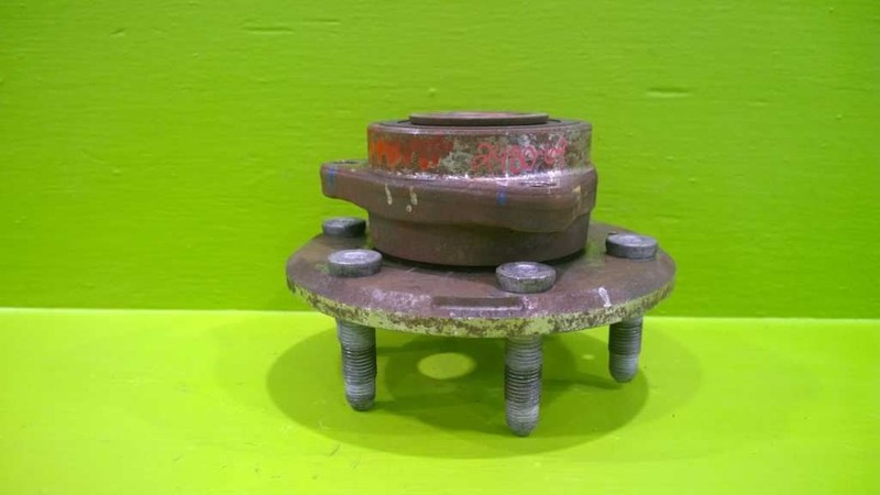 07 08 09 10 11 12 13 14 15 16 17 GMC ACADIA 3.6L AT FRONT WHEEL HUB OEM 2480-69