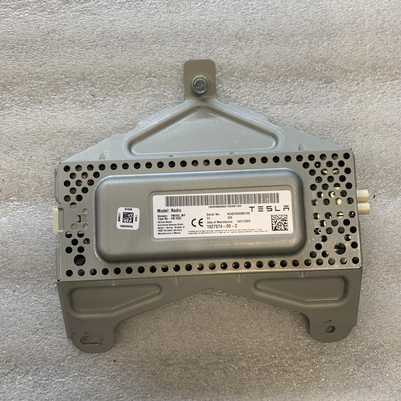 TESLA MODEL Y Radio FM HD Receiver Control Unit Module 152797400 20-22 3458 B114