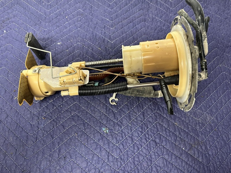 Fuel Pump Assembly Crew Cab 139" WB Fits 06 07 08 Ford F150 Pickup