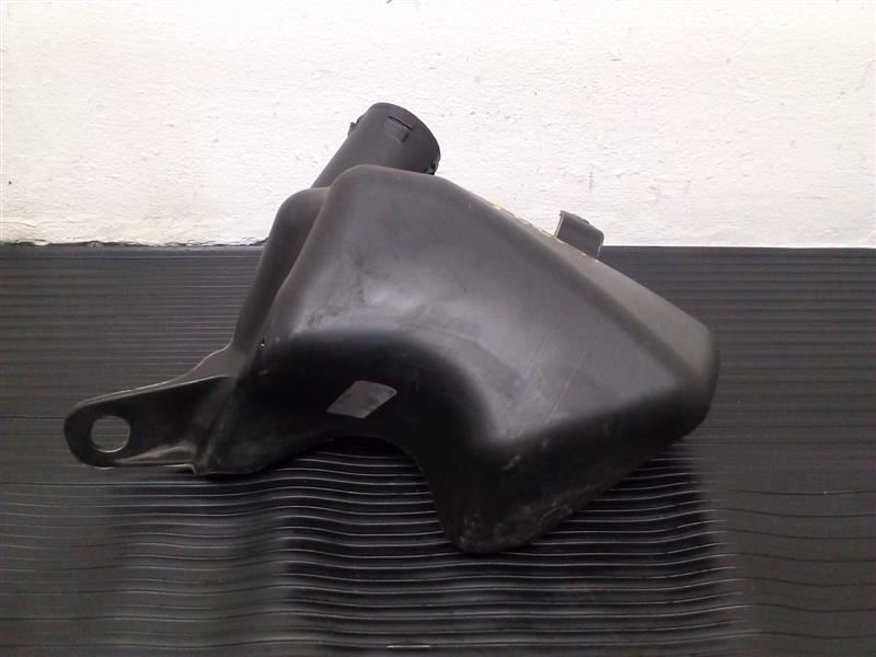 09-17 Buick Enclave Air Resonator OEM 15895603