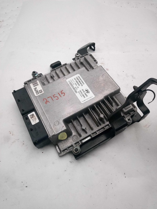 2018 Hyundai Santa Fe Engine Control Module ECM 2.4L OEM Grey 63K Miles