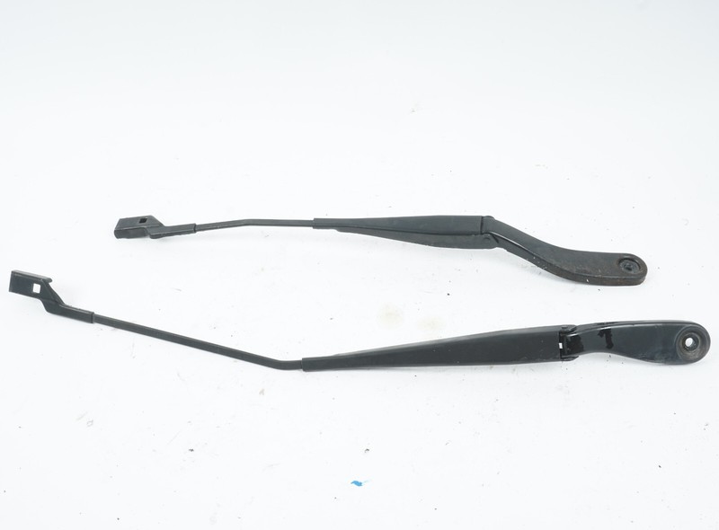 2006-2013 VOLVO C70 WINDSHIELD WIPER ARM LEFT & RIGHT SET OEM