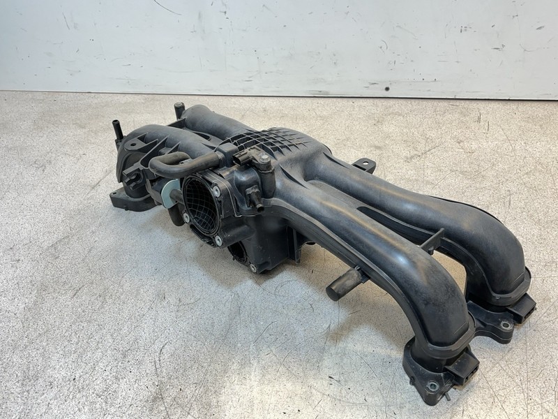 2015 Subaru Impreza 2.0L Upper Air Intake Manifold