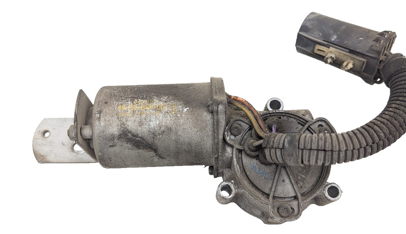 98-05 Mercedes W163 ML320 ML430 ML55 Transfer Case Motor 1635400888