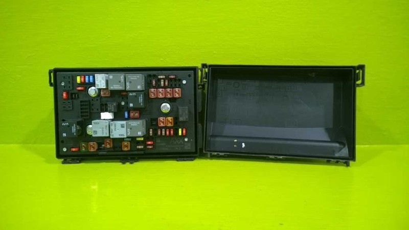 12 BUICK VERANO 2.4L FUSE RELAY BOX OEM 2944-28